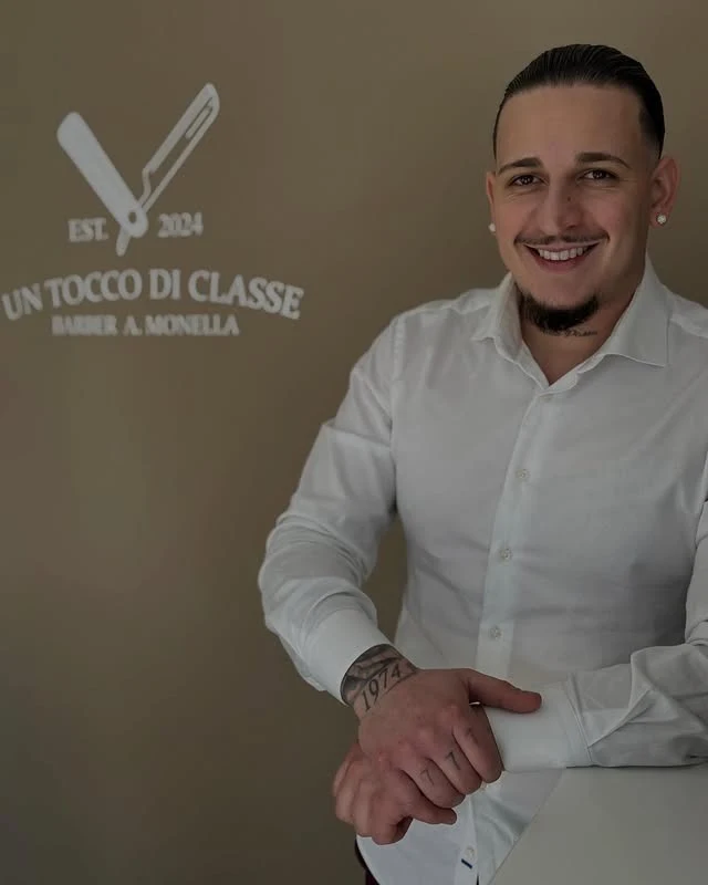 Alessio Monella in seinem Barbershop